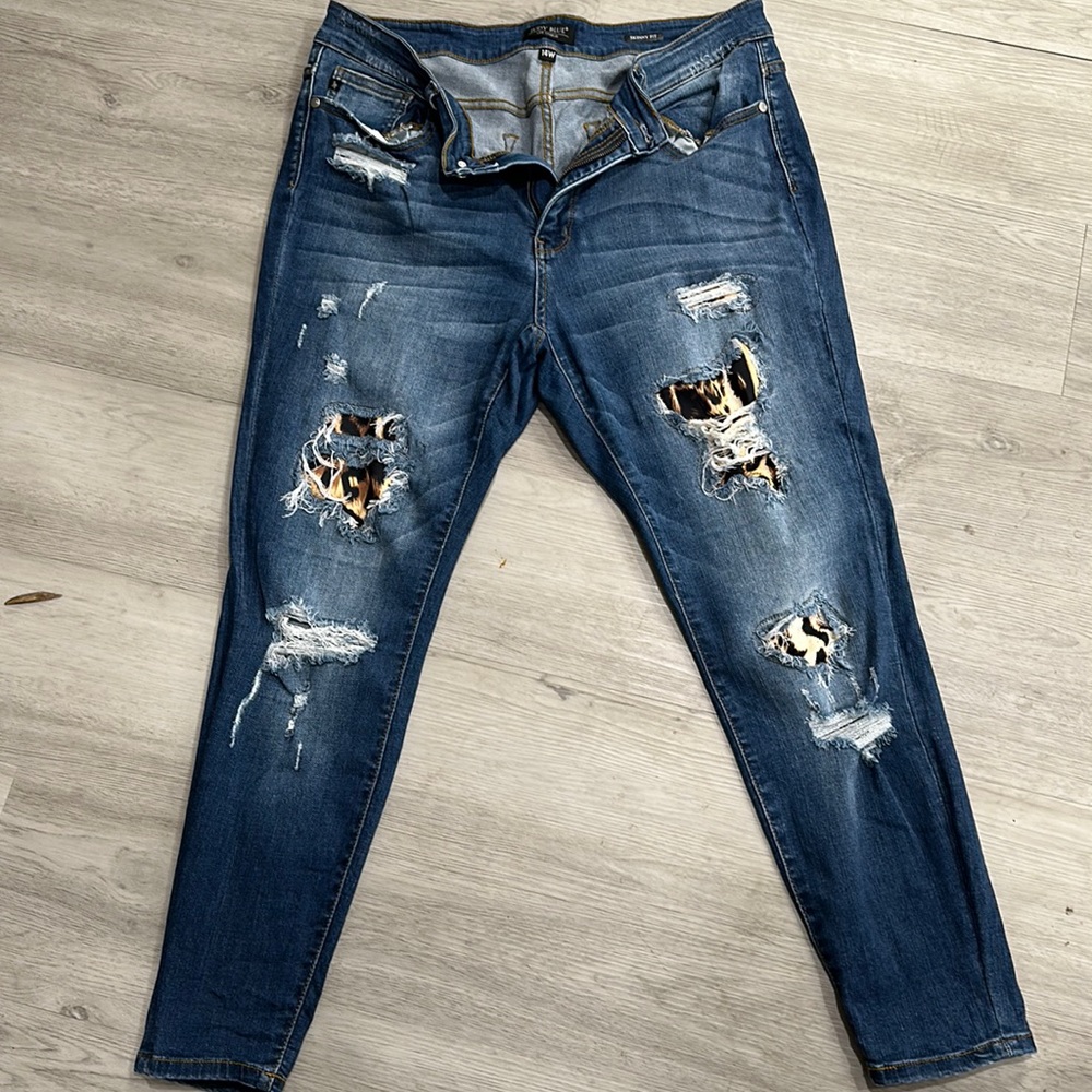 Judy Blues Skinny Fit distressed leopard patch jeans.